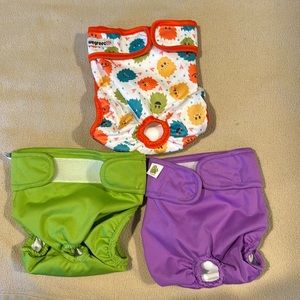 NWT 2 Pet Magash Female dog reuseable diapers  1 Wegreec diaper